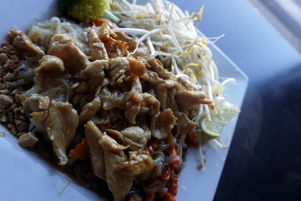 S1. Pad Thai