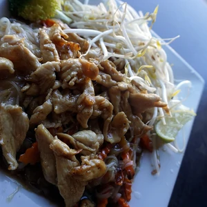 S1. Pad Thai